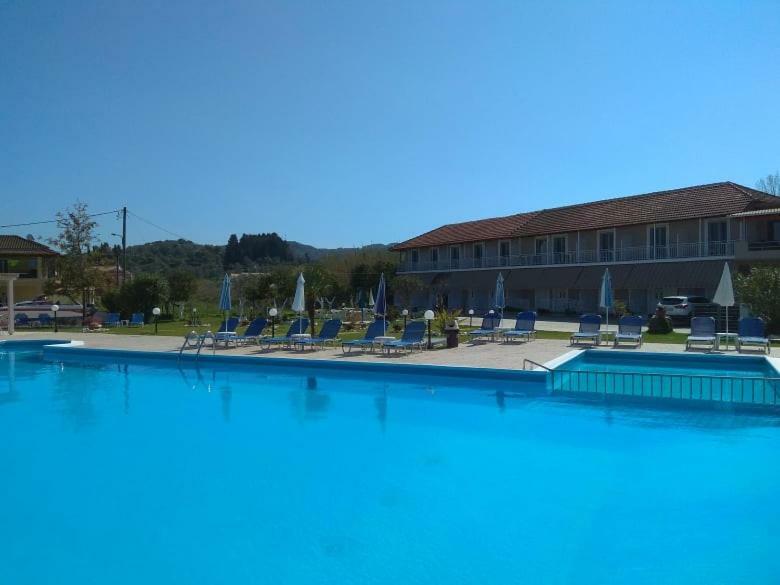 Egrypos Hotel Μπούκαρι Εξωτερικό φωτογραφία